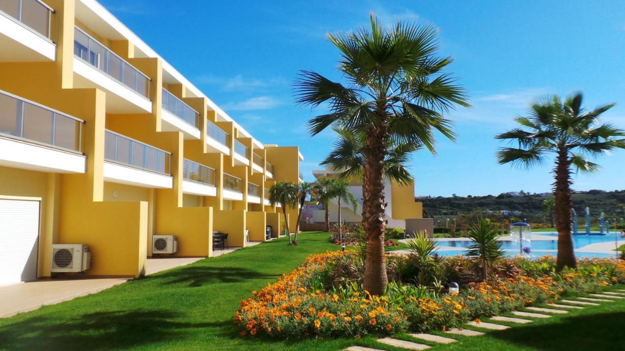 Apartamento Spacious In With Pool And Terrace