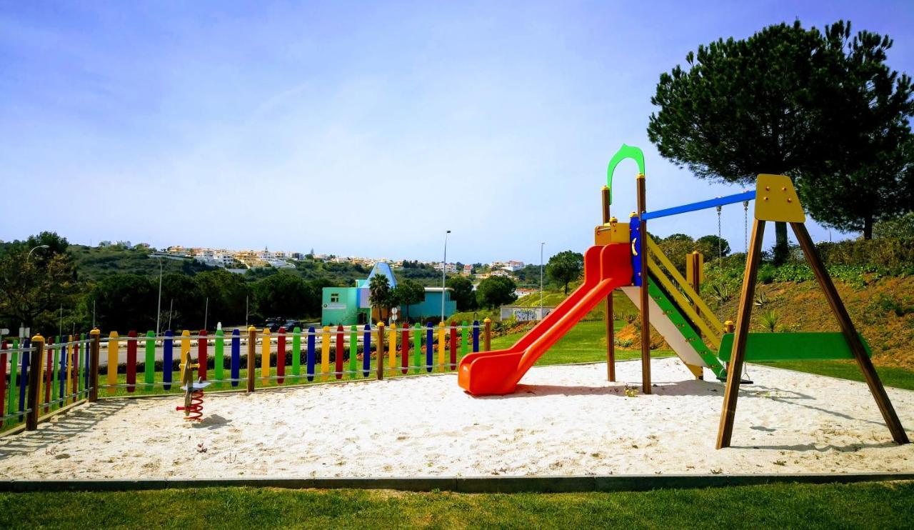 Apartamento Spacious In With Pool And Terrace Albufeira